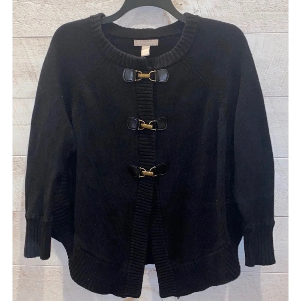 Banana Republic Black Buckle Front Toggle Closure Cardigan Cape Sweater XS‎